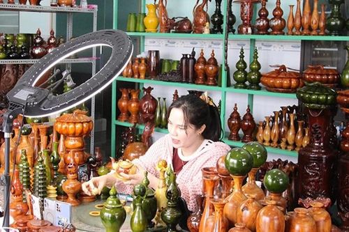 Hồi sinh nhờ chuyển đổi số
