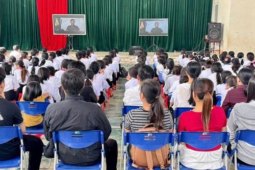 Nhiều trường học ở Gia Lai chiếu phim 'Mưa đỏ' nhân ngày 22-12