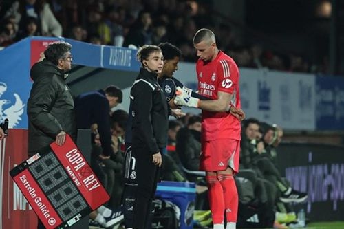 Lunin và pha cứu thua định mệnh giải cứu Real Madrid