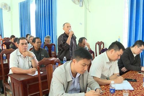 Cử tri xã Đắk Mil kiến nghị nhiều vấn đề liên quan đến đất đai