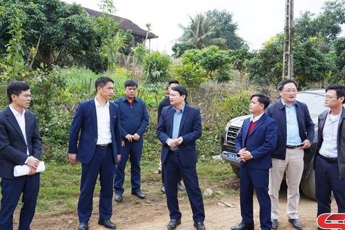 Đồng chí Phó Chủ tịch UBND tỉnh làm việc với các xã khu vực Sông Mã