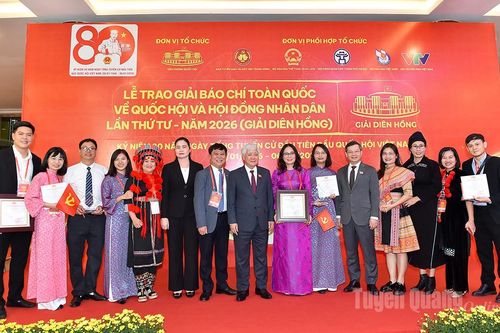 Báo và phát thanh, truyền hình Tuyên Quang đoạt 2 giải B Giải Diên Hồng
