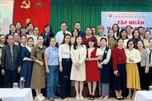 Tập huấn bồi dưỡng kiến thức nha học đường năm 2025