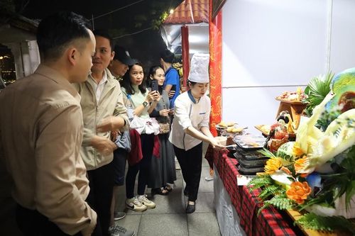 Khai mạc Liên hoan Ẩm thực Quốc tế 'Huế - Kinh đô Ẩm thực'