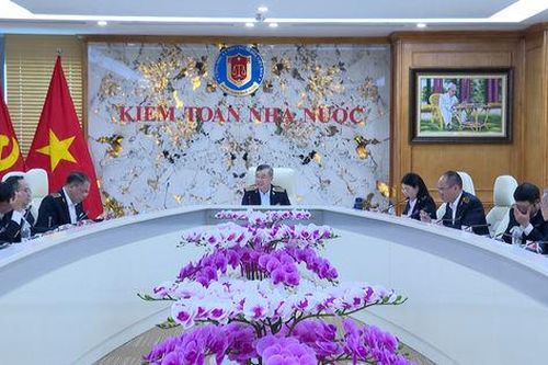 Họp Hội đồng Thi đua - Khen thưởng và Hội nghị Ban Thường vụ Đảng ủy KTNN