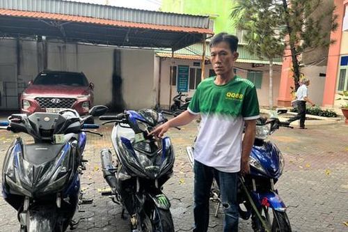 Kẻ trộm có 9 tiền án, tiền sự 'phi thân' xuống kênh nước đen tẩu thoát cuối cùng vẫn sa lưới