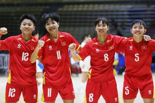 Bóng đá Việt Nam giành HCV lịch sử ở SEA Games 33