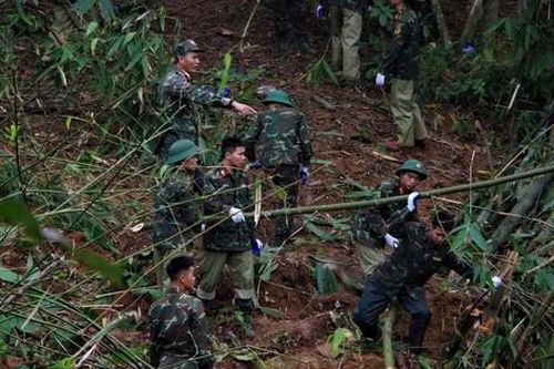 Thần tốc thực hiện 'Chiến dịch Quang Trung' khắc phục sạt lở ở Khe Sanh