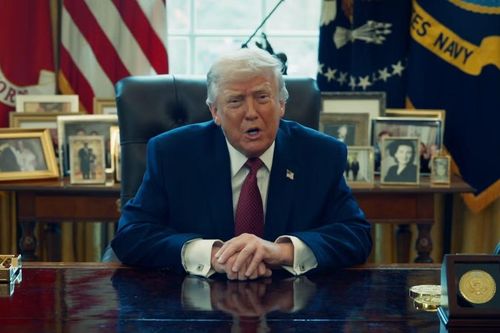 Ông Trump công bố 'Đấu trường Sinh tử' mừng Quốc khánh