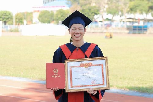 Ánh Viên hoàn thành chương trình thạc sĩ, khoe hành trình học tập đầy tự hào