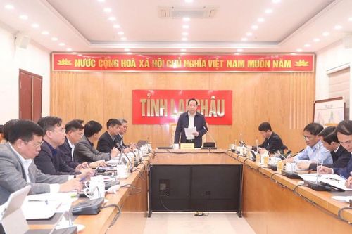 Khẩn trương sắp xếp trường học, cơ sở y tế; sáp nhập BQL dự án; tổ chức lại Trung tâm phát triển quỹ đất