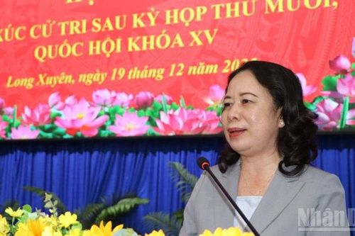 Phó Chủ tịch nước tiếp xúc cử tri tỉnh An Giang