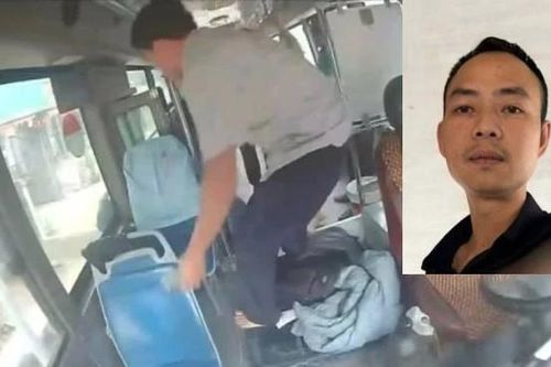 Công an Hà Nội truy tìm đối tượng hành hung lái xe bus