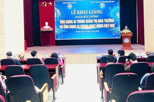 Bồi dưỡng ứng dụng AI trong quản trị nhà trường và dạy học