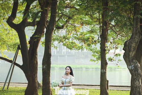Sức sống mới tại công viên đầu tiên của Hà Nội hạ toàn bộ hàng rào