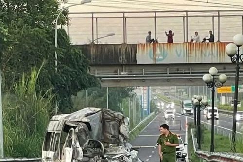 Vụ xe cứu thương gặp tai nạn trên cao tốc, 3 người tử vong: Tài xế lạm dụng tín hiệu ưu tiên