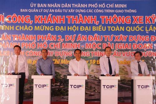 TPHCM đồng loạt khởi công loạt dự án giao thông trọng điểm