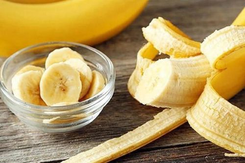 Hệ tiêu hóa thay đổi ra sao khi bạn ăn 1 quả chuối trước bữa trưa 30 phút?
