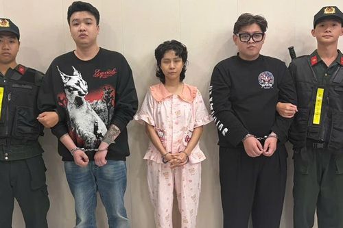 Triệt phá đường dây bán 'khí cười' qua mạng, giao tận nhà ở TPHCM