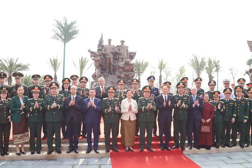 Bộ Quốc phòng khánh thành 5 cụm tượng về tình đoàn kết, tri ân quốc tế