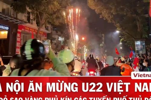Đêm Hà Nội bùng nổ, niềm vui huy chương Vàng U22 Việt Nam lan tỏa khắp các tuyến phố