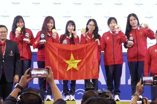 Những 'nữ chiến binh' làm rạng danh Thể thao Điện tử Việt Nam tại SEA Games 33