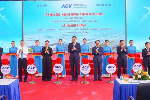 Khánh thành dự án nâng cấp hạ tầng tại Cảng hàng không quốc tế Vinh