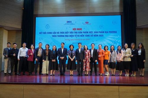 Kinh nghiệm phát triển thương mại điện tử trong phân phối hàng hóa