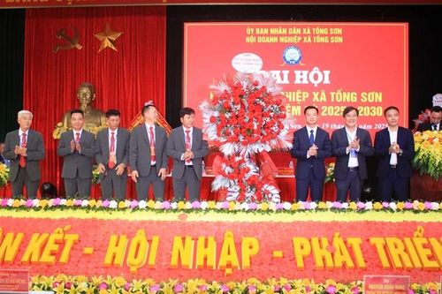 Cộng đồng doanh nghiệp xã Tống Sơn phát huy sức mạnh đoàn kết, góp sức xây dựng quê hương giàu mạnh