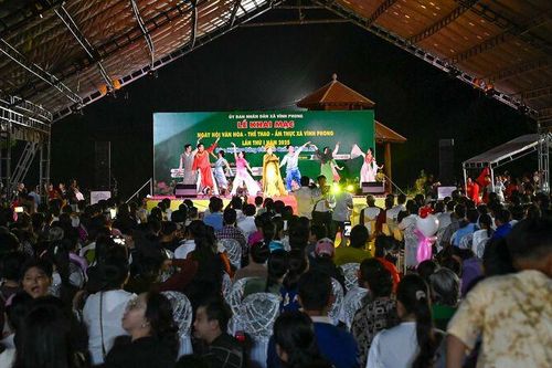 Khai mạc Ngày hội Văn hóa, thể thao, ẩm thực xã Vĩnh Phong