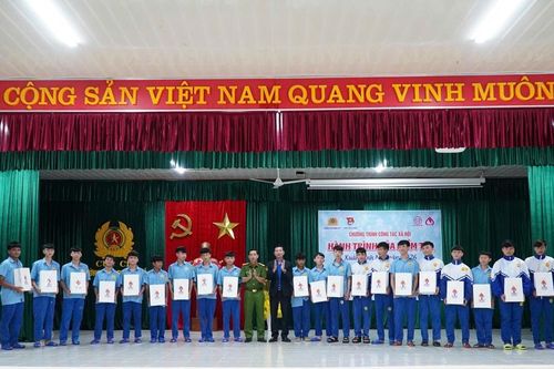 Thành đoàn Đà Nẵng tổ chức 'Hành trình của niềm tin'