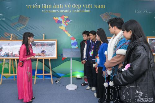Triển lãm ảnh vẻ đẹp Việt Nam
