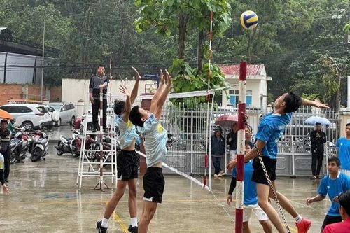 9 đội bóng tranh tài ở Giải bóng chuyền nam Đại hội Thể dục thể thao phường Quy Nhơn Nam