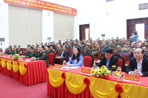 Gặp mặt cán bộ cao cấp quân đội nghỉ hưu, nghỉ công tác trên địa bàn tỉnh