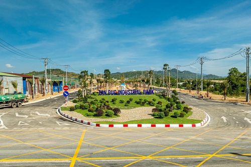 Chính thức khánh thành Khu công nghiệp Tân Đức