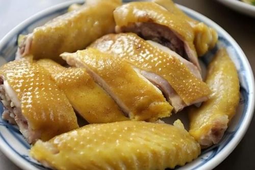 4 cách hâm nóng gà luộc không bị khô, thịt mềm ngọt như mới