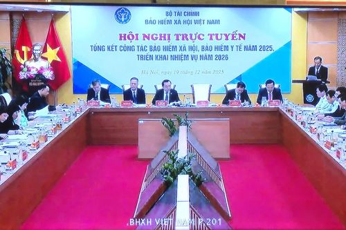 Tiếp tục mở rộng diện bao phủ bảo hiểm xã hội, bảo hiểm y tế