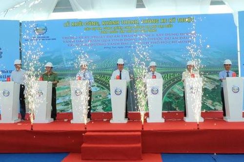 Vành đai 3 TP.HCM qua Đồng Nai thông xe kỹ thuật, tạo trục giao thông liên vùng
