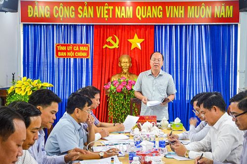 Thực chất, gắn với hiệu quả công việc cụ thể
