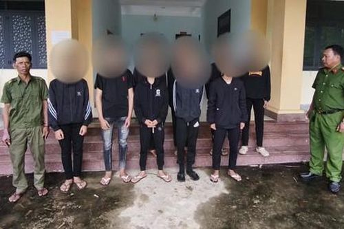 Kịp thời ngăn chặn gần 20 thanh thiếu niên, chủ yếu là học sinh mang hung khí đi đánh nhau