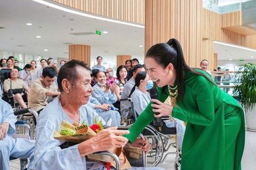 'Giai điệu kết nối yêu thương': Liều thuốc tinh thần cho bệnh nhân tại Bệnh viện Quân y 175