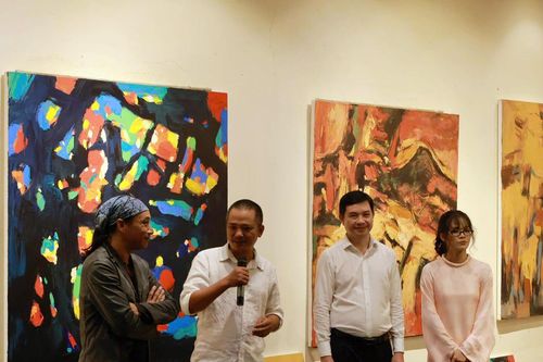 Đà Nẵng: Triển lãm tranh về nhịp sống đô thị và phố cổ Hội An