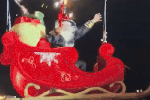 Ông già Noel phiên bản 'Ngao Bái' gây sốt tại Trung Quốc