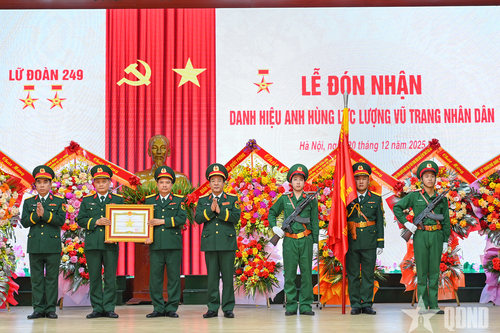 Lữ đoàn 249 (Binh chủng Công binh) đón nhận danh hiệu Anh hùng lực lượng vũ trang nhân dân