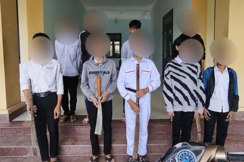 Ngăn chặn 'báo làng' loạn đả