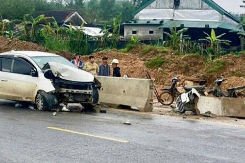Tai nạn trên cao tốc khiến trẻ nhỏ tử vong