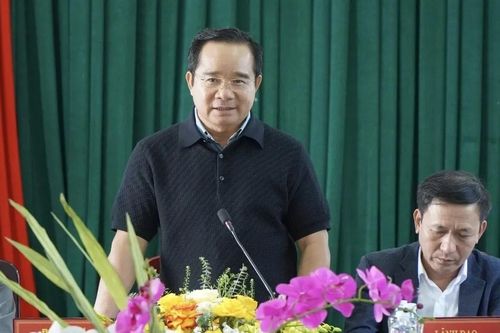 Chủ tịch UBND TPHCM thăm và làm việc với xã Thượng Trạch, tỉnh Quảng Trị