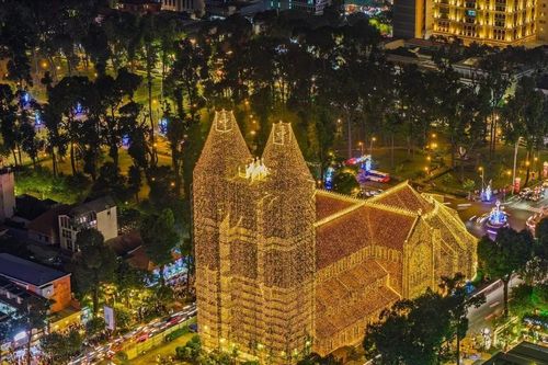 Gợi ý 4 nhà thờ đẹp lung linh để check-in mùa Giáng sinh tại TP HCM