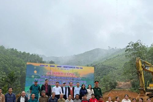 Đà Nẵng 'thần tốc' xây 18 căn nhà cho dân vùng lũ Trà Tân kịp đón Tết