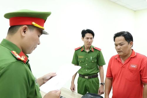 Tạm giam đối tượng giúp sức nhân viên ngân hàng lừa đảo 3 tỷ đồng